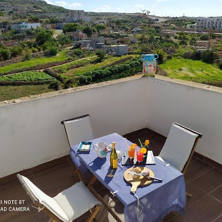 Mellieha Beach Apartment Luaran gambar