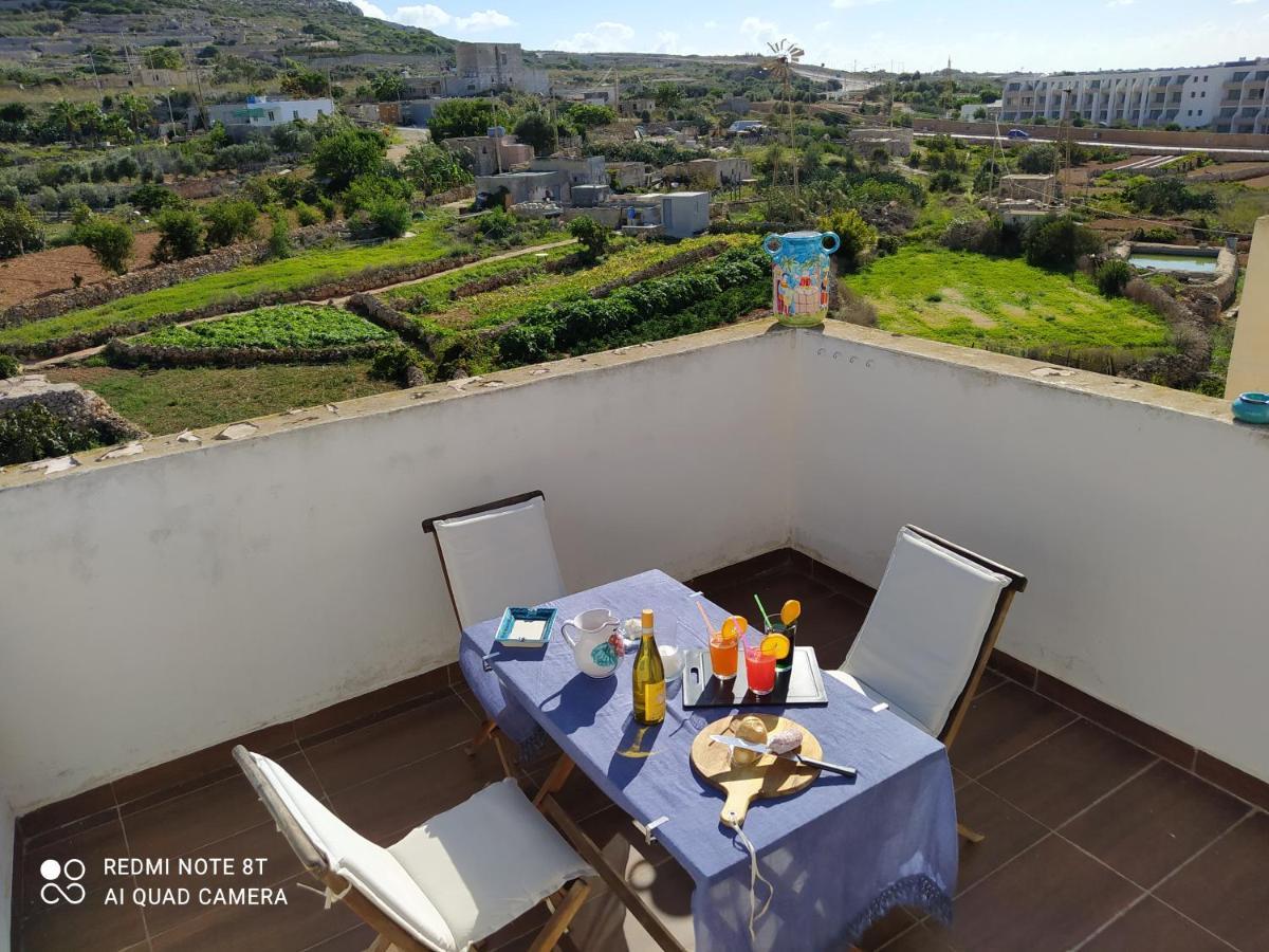 Mellieha Beach Apartment Luaran gambar